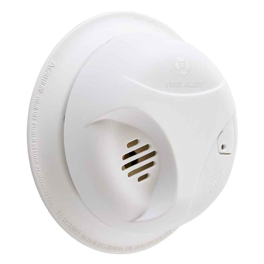 FIRST ALERT SMOKE ALARM W/9V BATTERY AND MUTE - 1039796