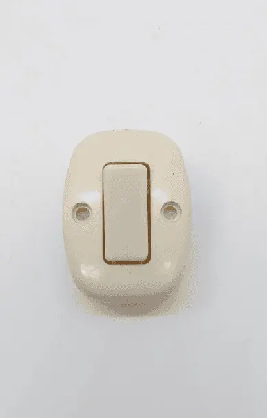 SIMPLE SWITCH IVORY 4A/250V - BREL0002