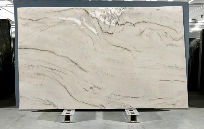 [2094] Calacata Quartzite - Slab