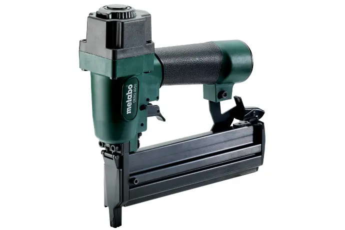 [4007430245885] DKNG 40/50 AIR STAPLE GUNS / NAILERS METABO - 601562500